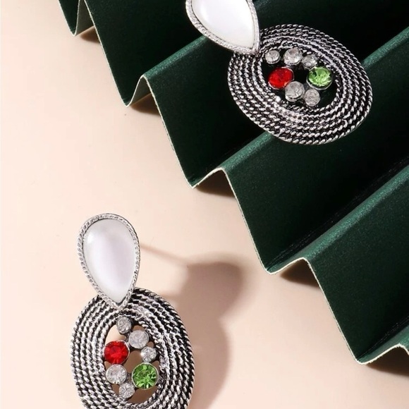 Pearly Multicolored Crystal Round Drop Earrings - Picture 8 of 10